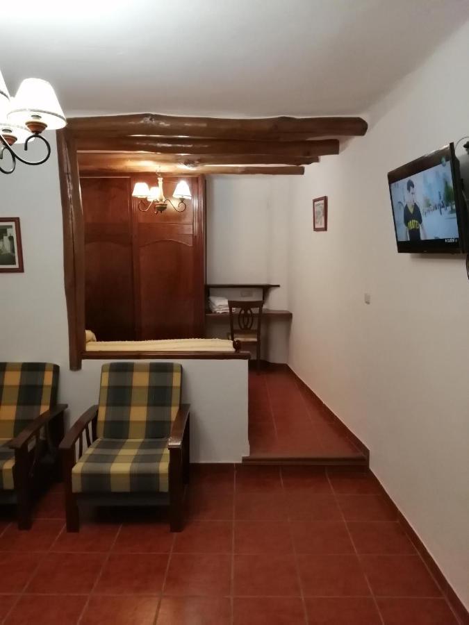 Hostal Ruta De Las Nieves Capileira Exteriér fotografie