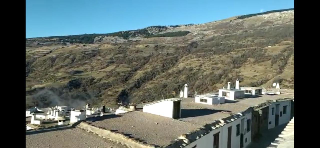 Hostal Ruta De Las Nieves Capileira Exteriér fotografie