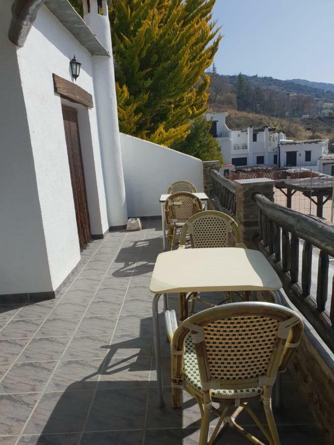 Hostal Ruta De Las Nieves Capileira Exteriér fotografie